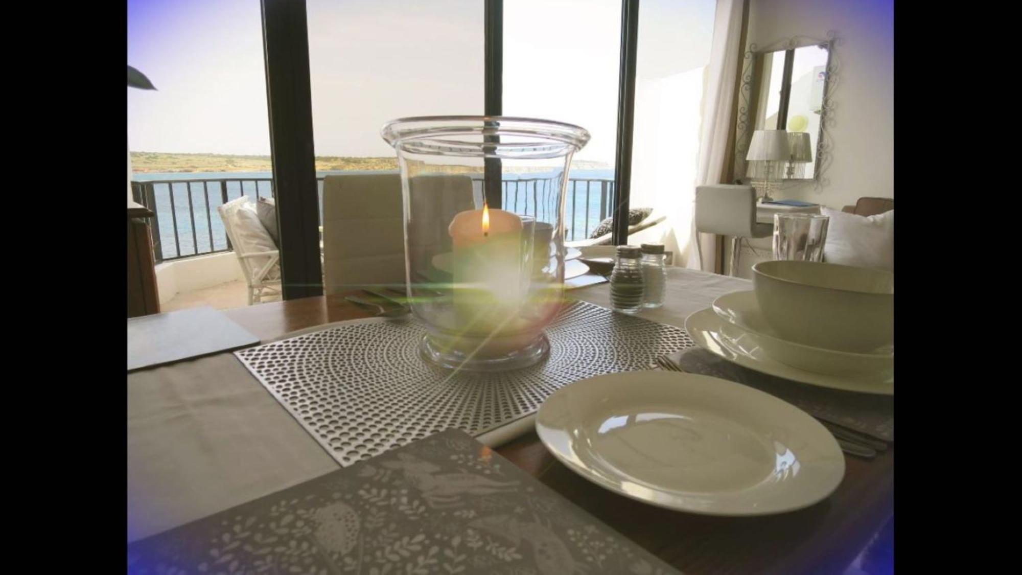 Seafront Apartment Terrace, Lounger & Panoramic Ocean Views Mellieħa Cameră foto