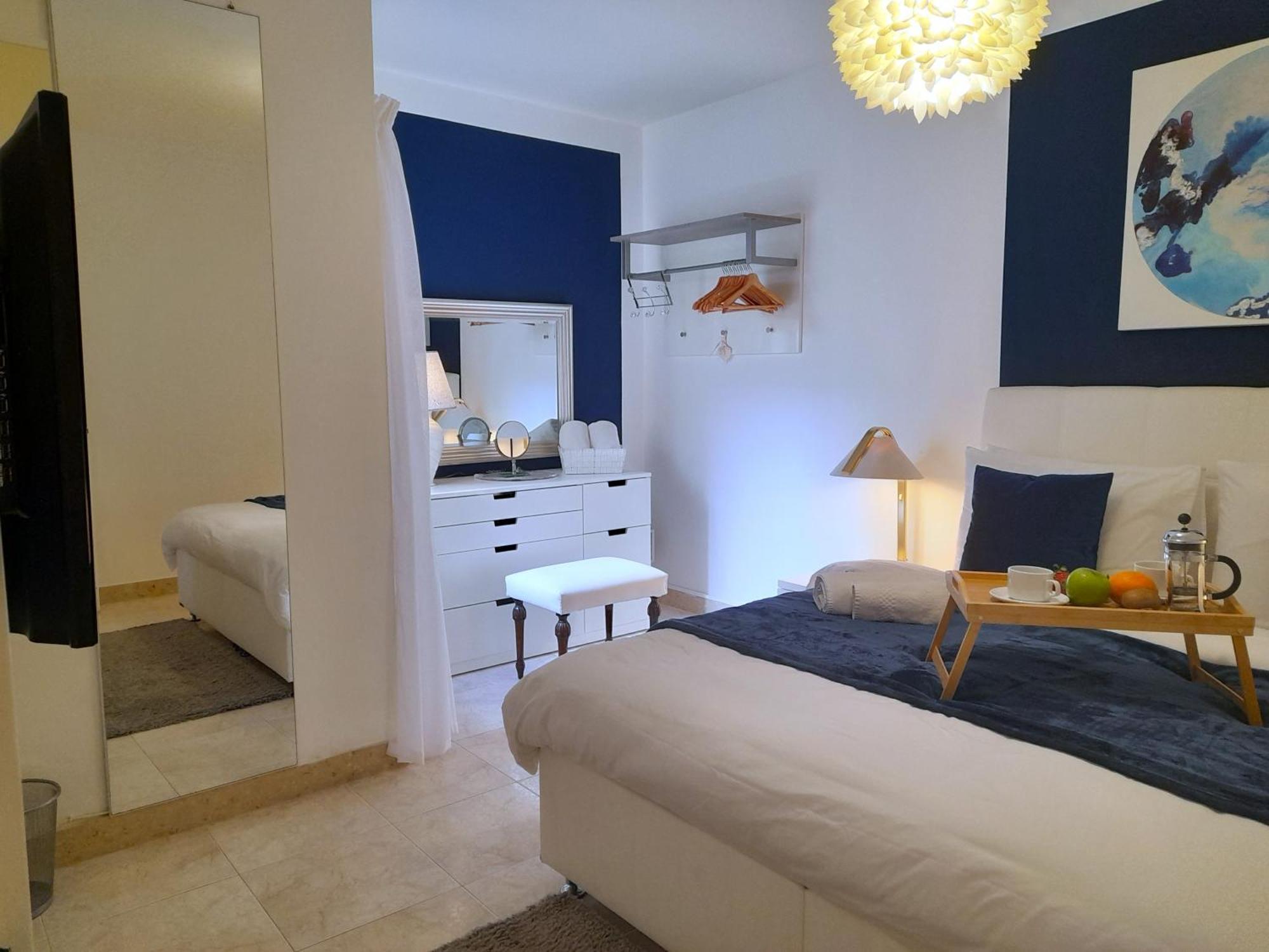 Seafront Apartment Terrace, Lounger & Panoramic Ocean Views Mellieħa Exterior foto