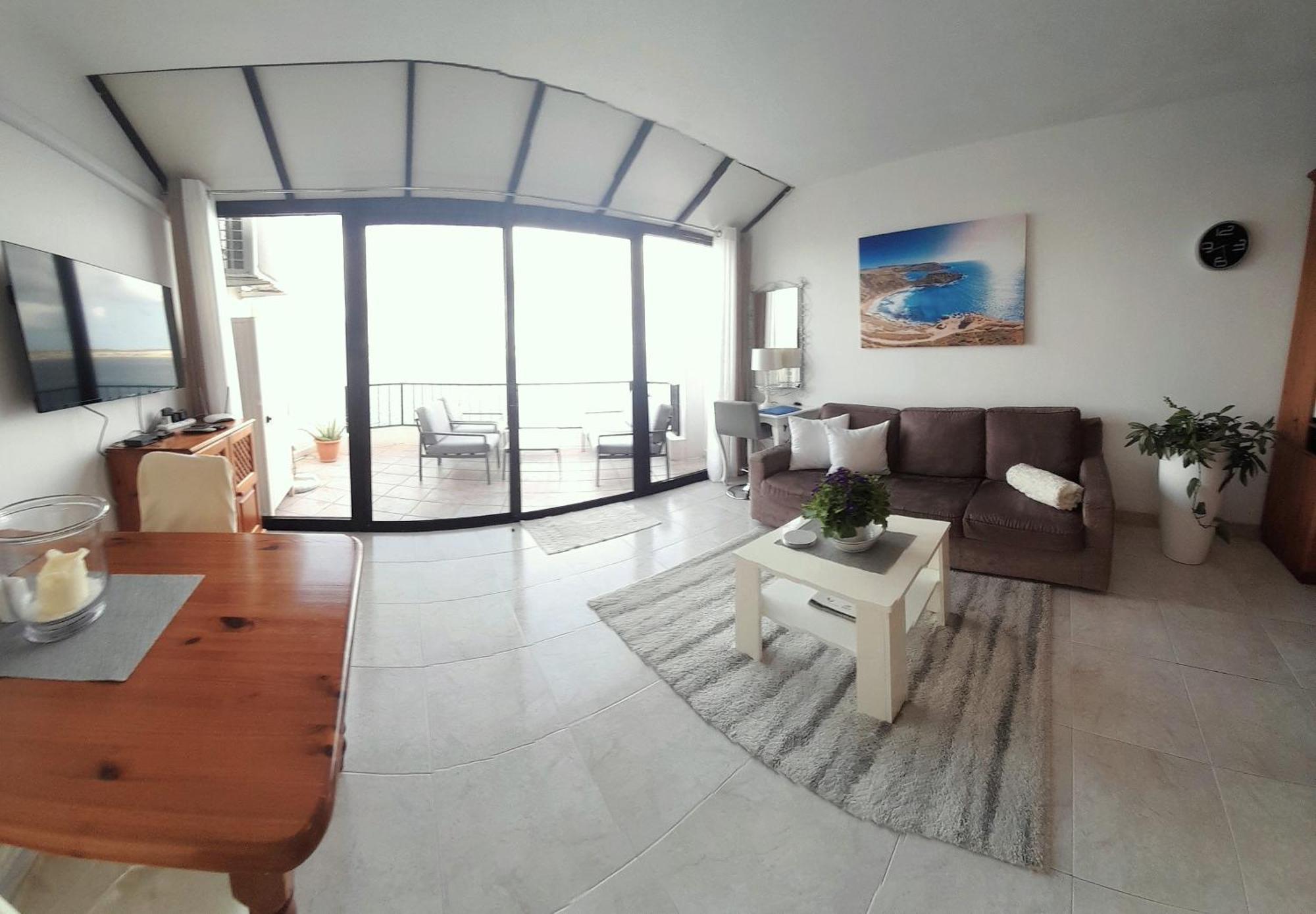 Seafront Apartment Terrace, Lounger & Panoramic Ocean Views Mellieħa Cameră foto